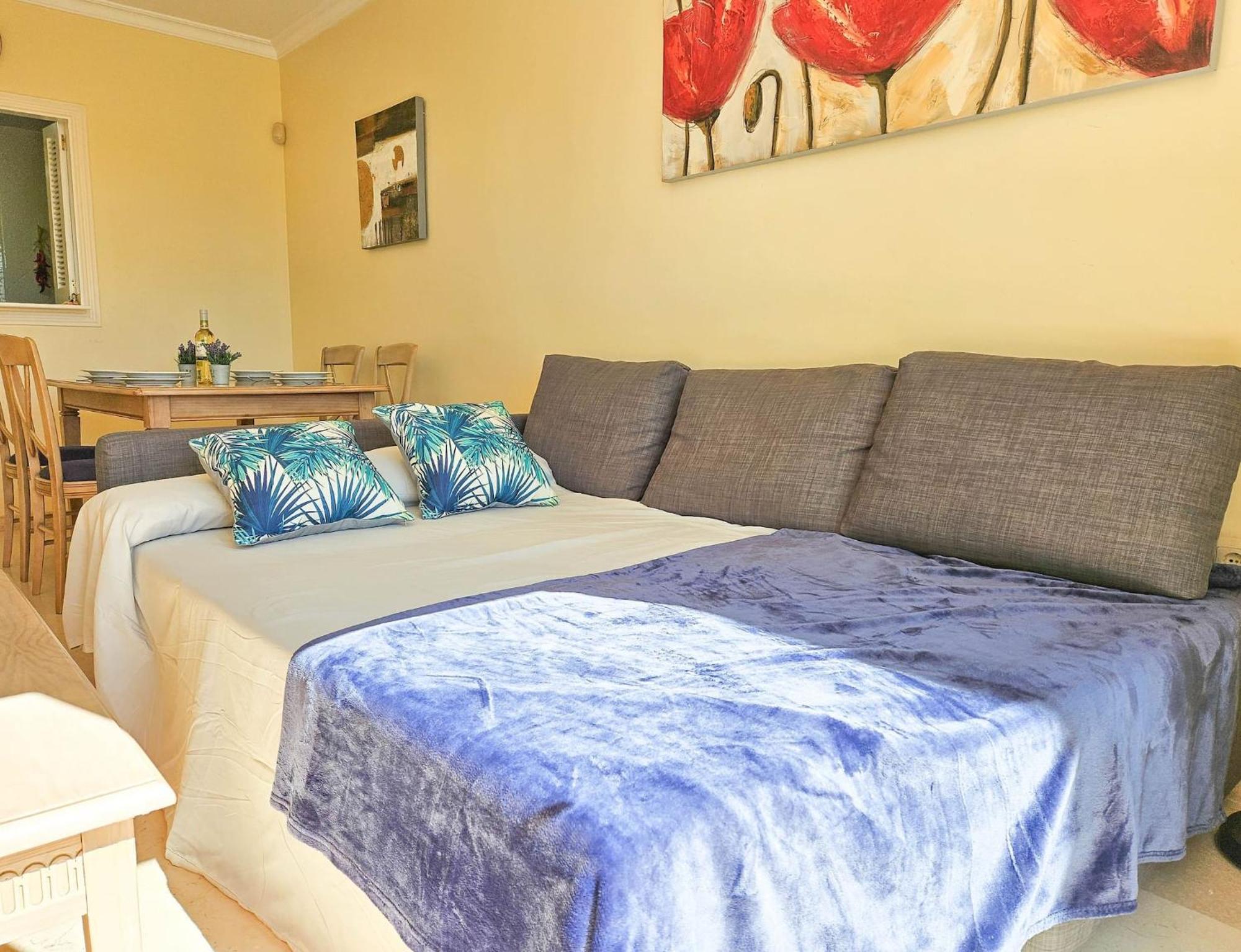 1 Bed In Lagos De Santa Maria, Elviria Apartemen