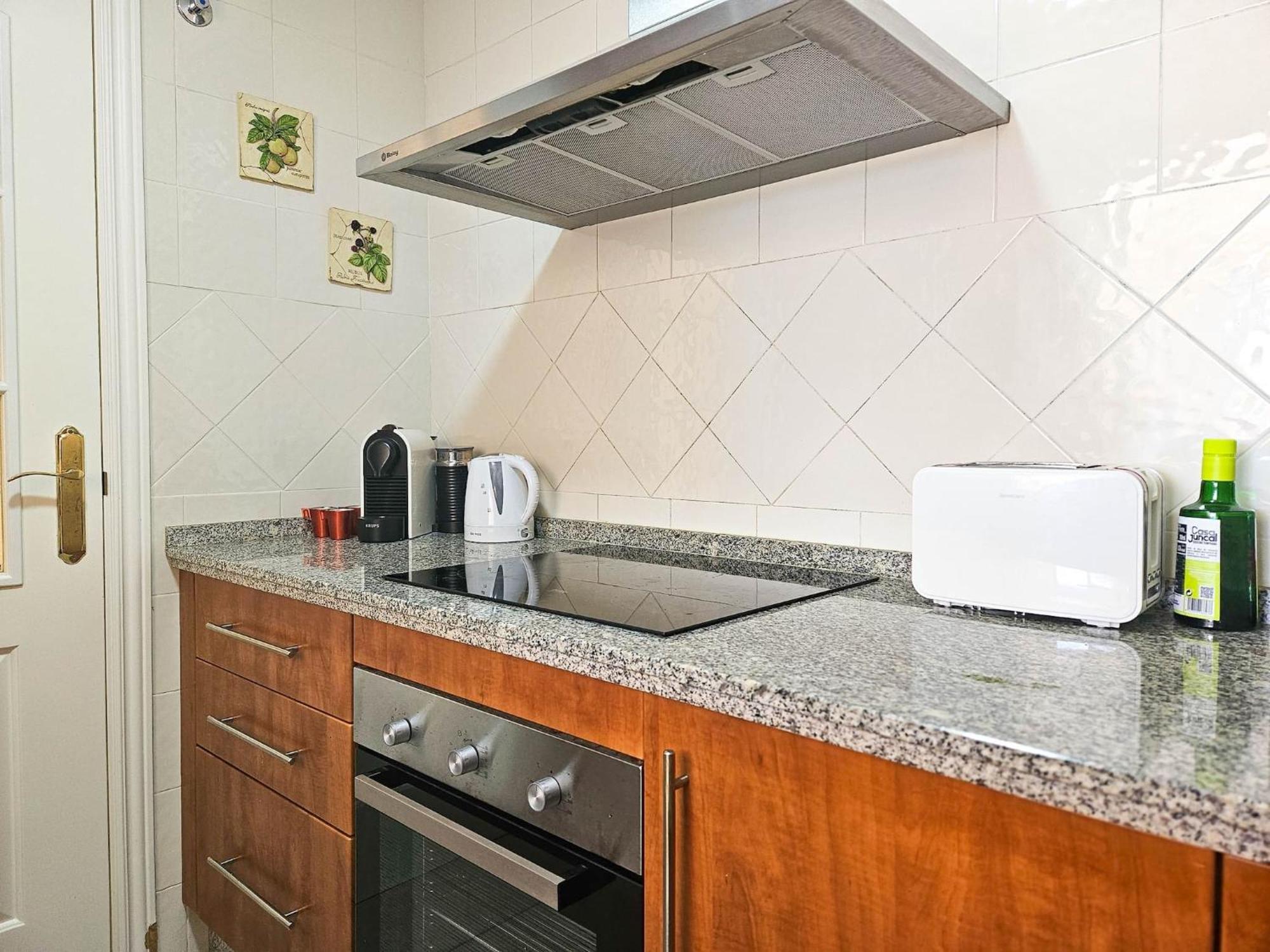 1 Bed In Lagos De Santa Maria, Elviria Apartemen Marbella