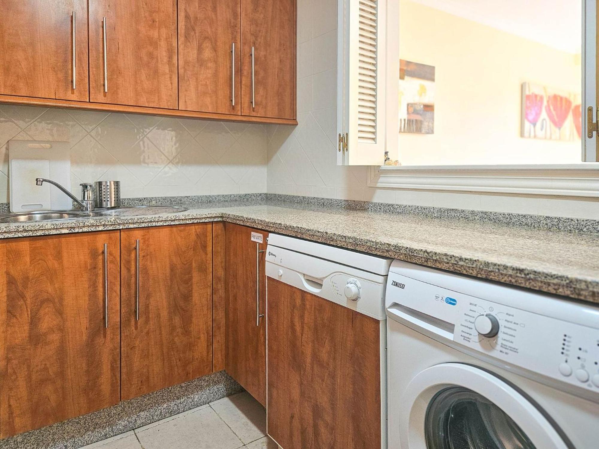 1 Bed In Lagos De Santa Maria, Elviria Apartemen
