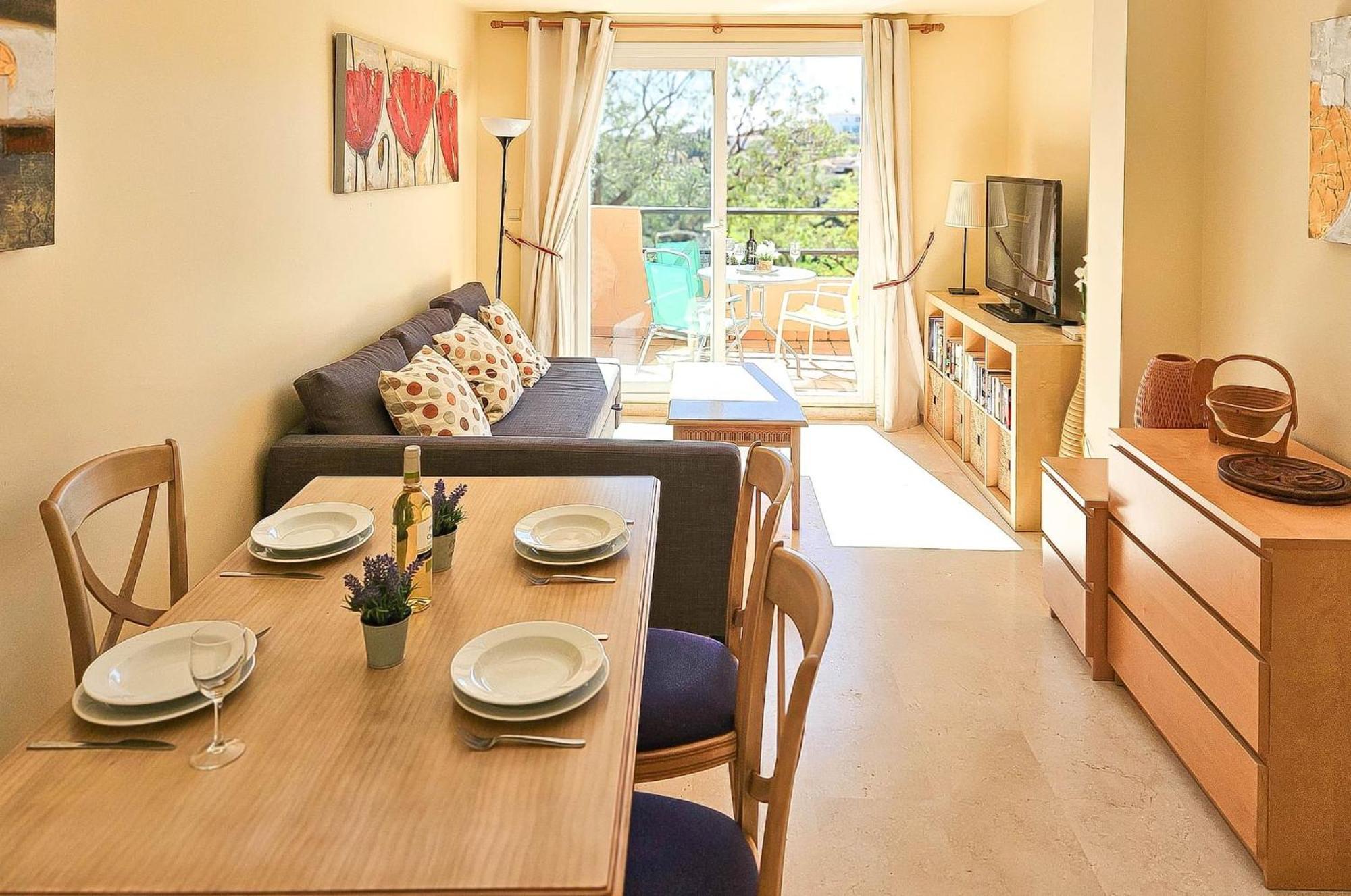 1 Bed In Lagos De Santa Maria, Elviria Apartemen