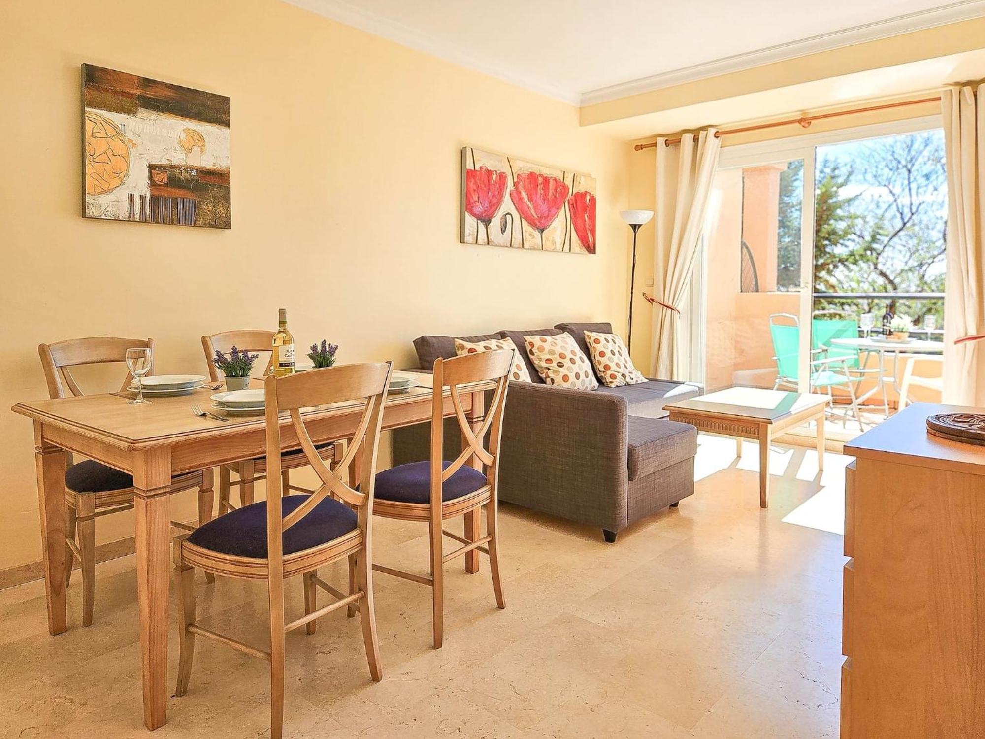 1 Bed In Lagos De Santa Maria, Elviria Apartemen *